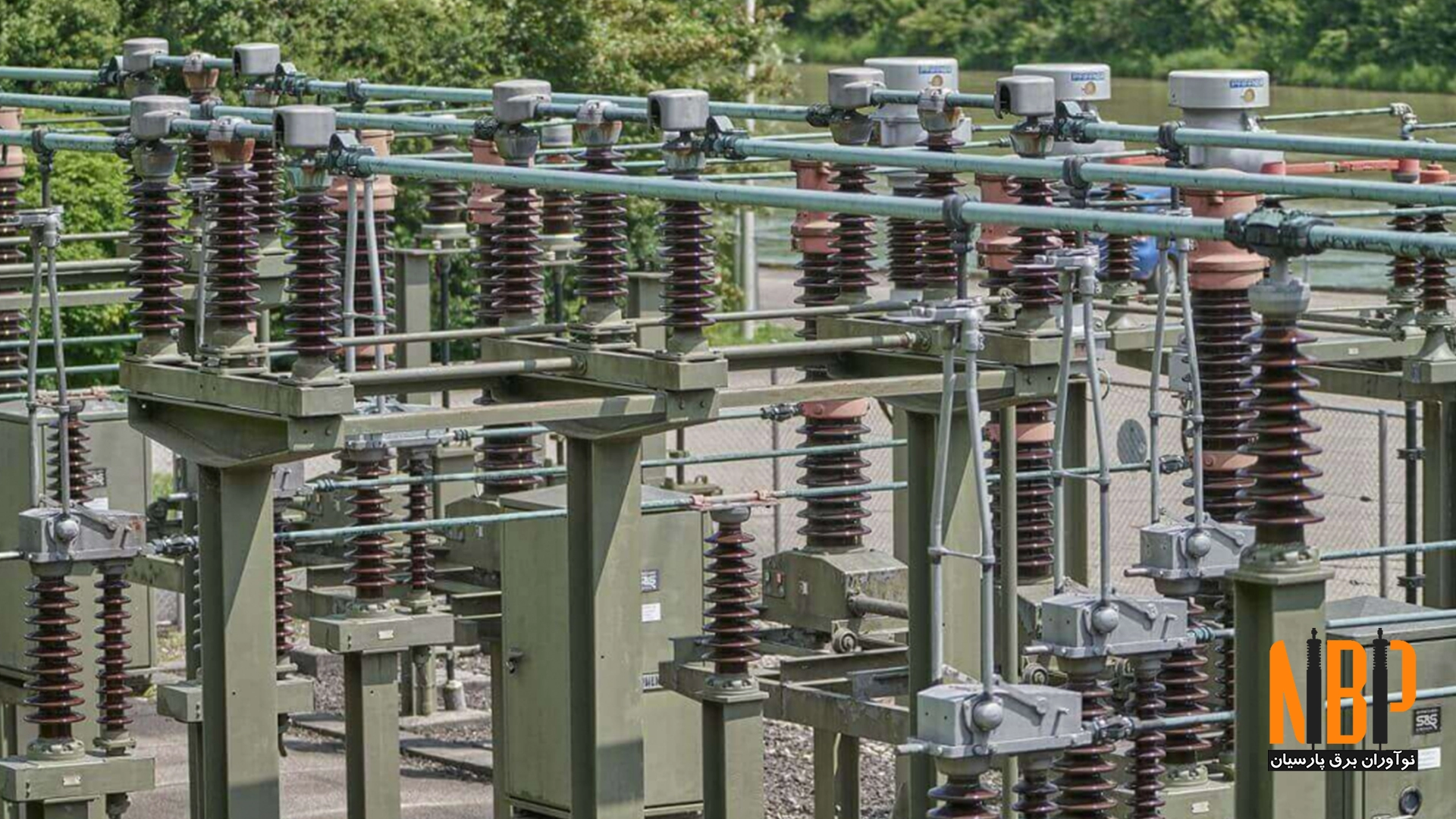 نقش استانداردها در ایمنی و کیفیت برق صنعتی