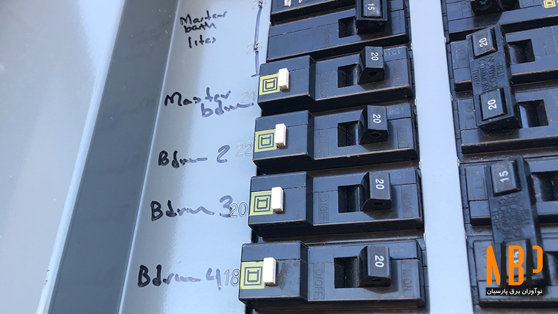 چگونه کیفیت مدارهای برق را با تست‌های دقیق تضمین کنیم؟