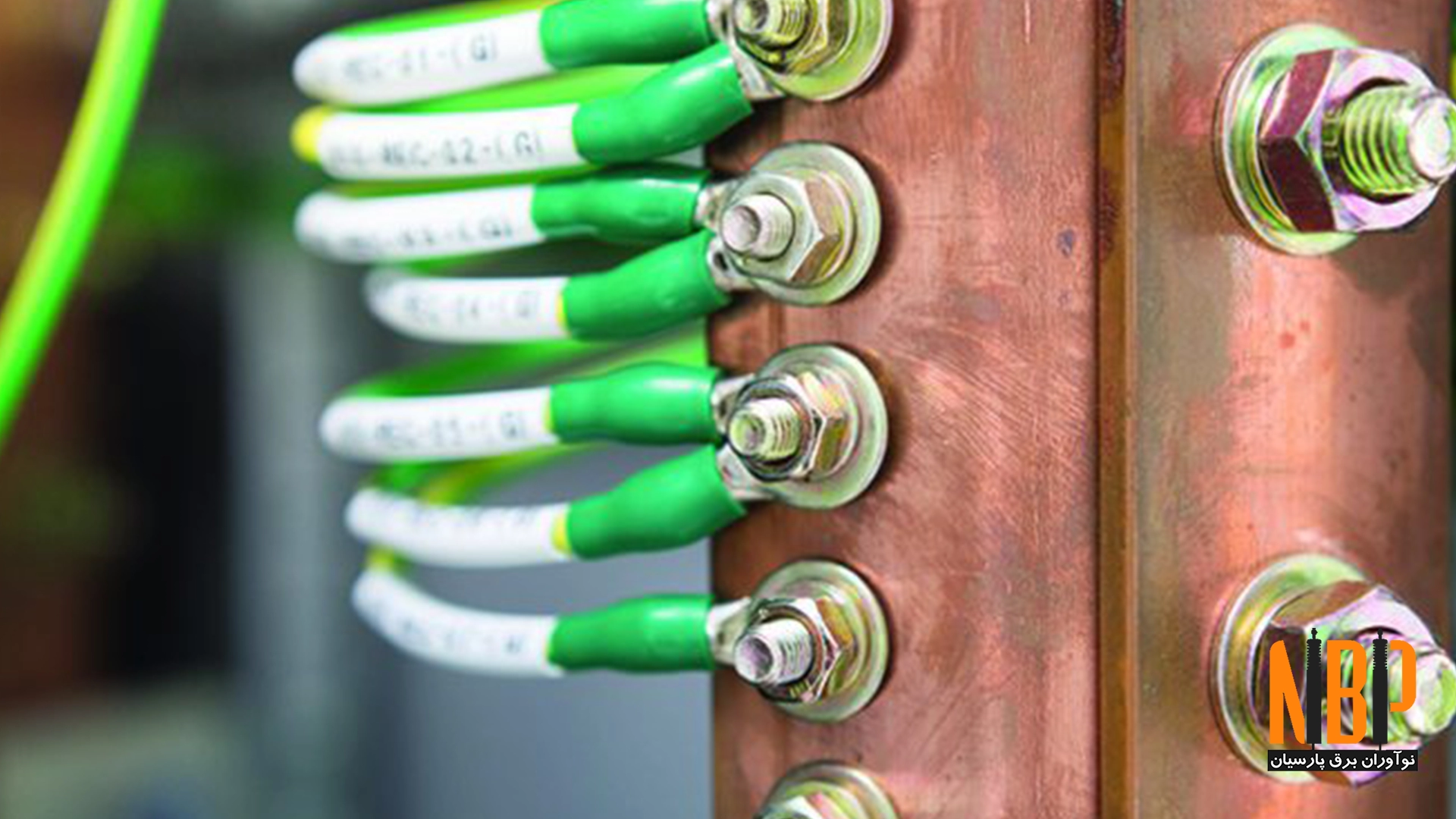 روش‌های کاربرد و اجرای مواد کاهنده مقاومت چاه ارت